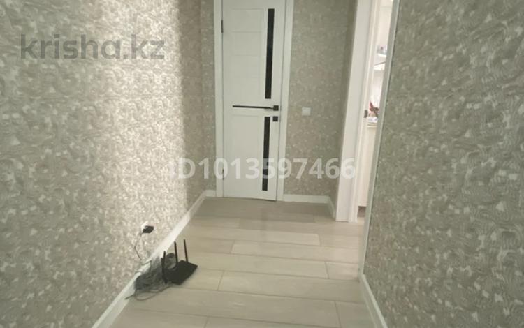 2-комнатная квартира · 78 м², мкр Уркер, Айтматова 36 за 35 млн ₸ в Астане, Нура р-н — фото 12