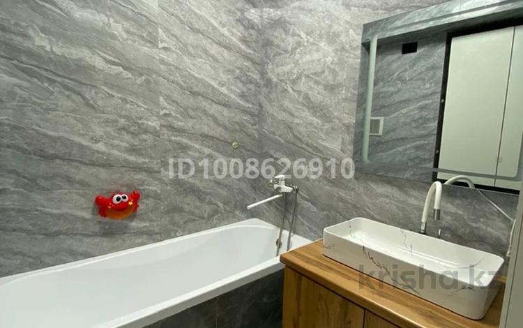 2 комнаты · 70 м² · 1/10 этаж, мкр Шугыла, Жунусова 8/7 за 130 000 ₸ в Алматы, Наурызбайский р-н — фото 2