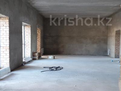 Свободное назначение, офисы, магазины и бутики, склады, общепит, салоны красоты, сельское хозяйство, бани, гостиницы и зоны отдыха, фитнес и спорт, медцентры и аптеки, образование, развлечения, конференц-залы, кабинеты и рабочие места, студии · 60 м² за 390 000 ₸ в Караганде, Казыбек би р-н