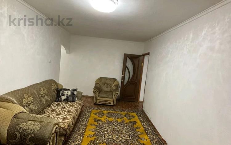 2-комнатная квартира · 45 м² · 4/4 этаж, мкр №9 44 за 220 000 ₸ в Алматы, Ауэзовский р-н — фото 2