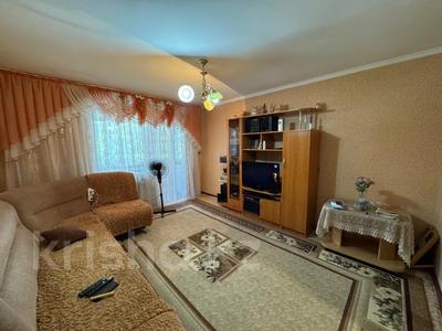 3-комнатная квартира · 60 м² · 2/5 этаж, Егемен Казахстан за 23.5 млн ₸ в Петропавловске