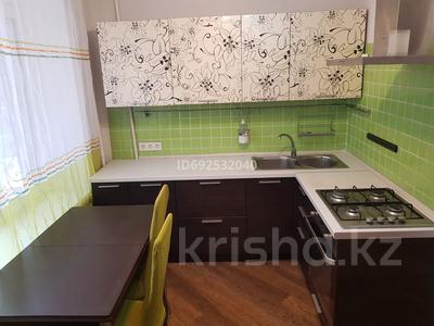 2-комнатная квартира, 65 м², 4/5 этаж помесячно, Муратбаева — Угол улицы Казыбек би за 290 000 〒 в Алматы, Алмалинский р-н