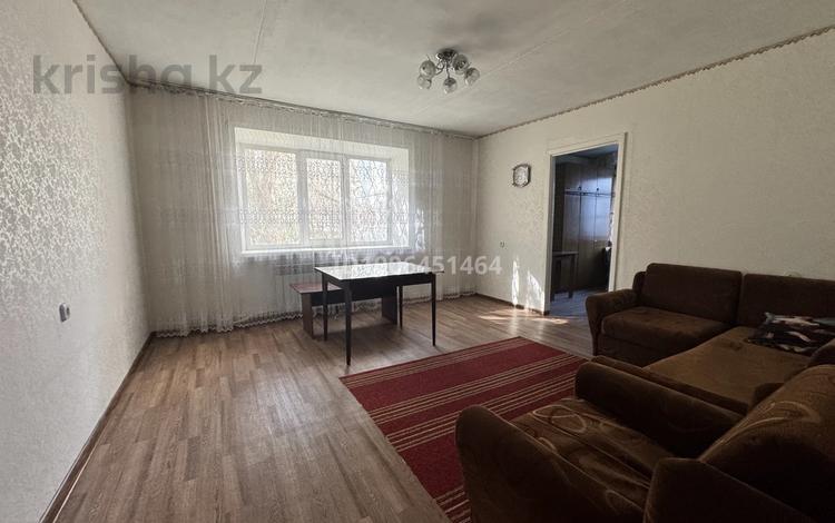 3-бөлмелі пәтер · 55 м² · 1/9 қабат, Мира, бағасы: 8 млн ₸ в Темиртау — фото 3