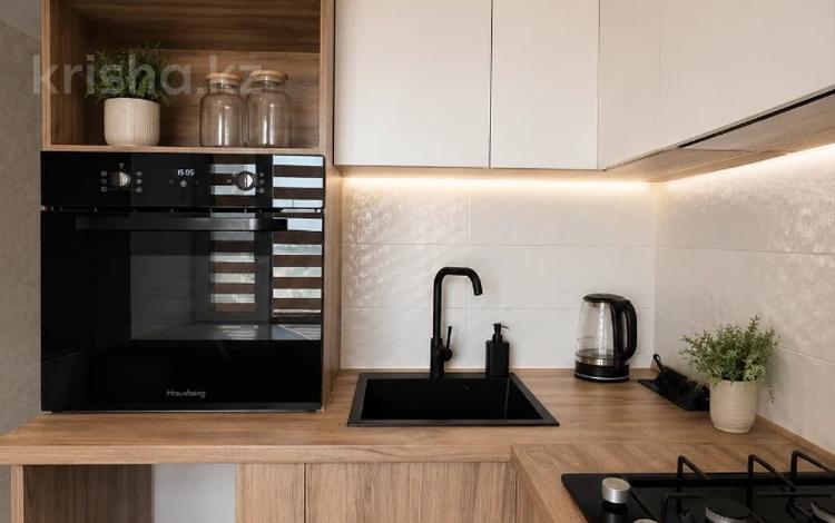 2-бөлмелі пәтер · 38.9 м² · 2/2 қабат, ул. Космодемьянской, бағасы: 15.9 млн ₸ в Караганде, Казыбек би р-н — фото 2