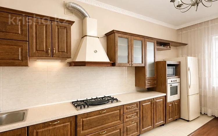 4-комнатная квартира · 140 м² · 5/6 этаж, Бараева 8/1 за 75.9 млн ₸ в Астане, р-н Байконур — фото 2