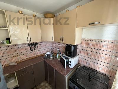2-бөлмелі пәтер · 44.4 м² · 3/5 қабат, Ескі Майқұдық ш/а., 15 3, бағасы: 11 млн ₸ в Караганде, Алихана Бокейханова р-н