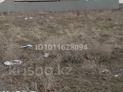 Жер телімі · 10 сотық, Молдагулова 220Г — Конечка 27-го автобуса, бағасы: 4 млн ₸ в Талдыкоргане, село Ынтымак