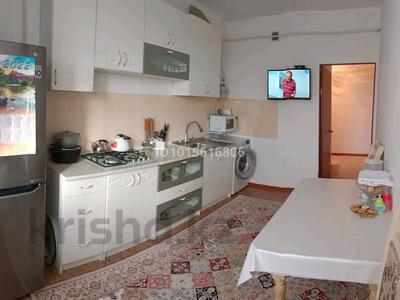 2-комнатная квартира · 64 м² · 5/5 этаж, мкр Арай-2 16 — Арай 2 за 15 млн ₸ в Таразе