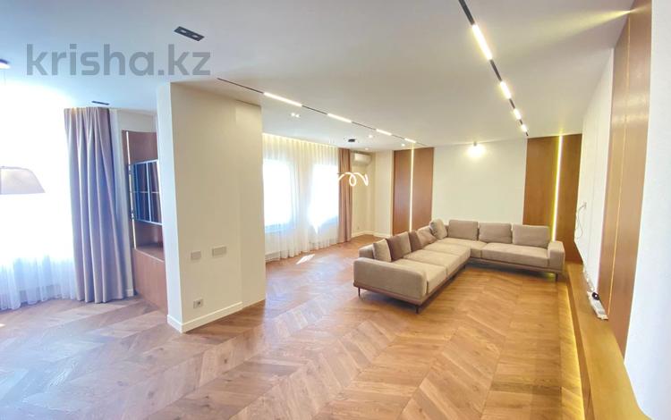 4-комнатная квартира · 211 м² · 5/8 этаж, Азербайджана Мамбетова 8 — Набережная за 225 млн ₸ в Астане, Сарыарка р-н — фото 2