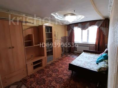 2-комнатная квартира, 42 м², 1/5 этаж, Миталлургов 9/2 — 5 полеклинека за 10.3 млн 〒 в Темиртау