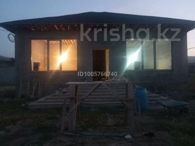 Отдельный дом · 3 комнаты · 120 м² · 6 сот., Раимбека за 32 млн 〒 в Каскелене