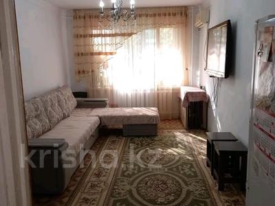 2-комнатная квартира, 46 м², 1/5 этаж, 5 мкр за 11.2 млн 〒 в Талдыкоргане