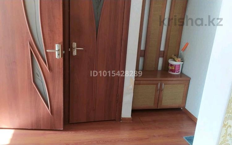 1-бөлмелі пәтер · 30 м² · 5/5 қабат, 2 микрорайон 22, бағасы: 140 000 ₸ в Есик — фото 2