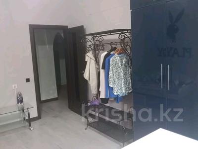 2-бөлмелі пәтер · 60 м² · 2/9 қабат, Толе би — Розыбакиева, бағасы: 43 млн ₸ в Алматы, Алмалинский р-н