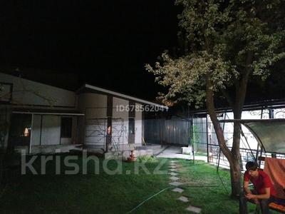 Жеке үй · 4 бөлме · 200 м² · 10 жүзд., Нұрлытау ш/а., бағасы: 700 000 ₸ в Алматы, Бостандыкский р-н