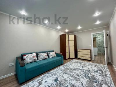 Аренда квартир в Алматы: 2-комнатная квартира · 43 м² · 2/4 этаж, Манаса 24а — Абая за 300 000 〒 2-комнатная квартира · 43 м² · 2/4 этаж, Манаса 24а — Абая за 300 000 〒 в Алматы, Бостандыкский р-н