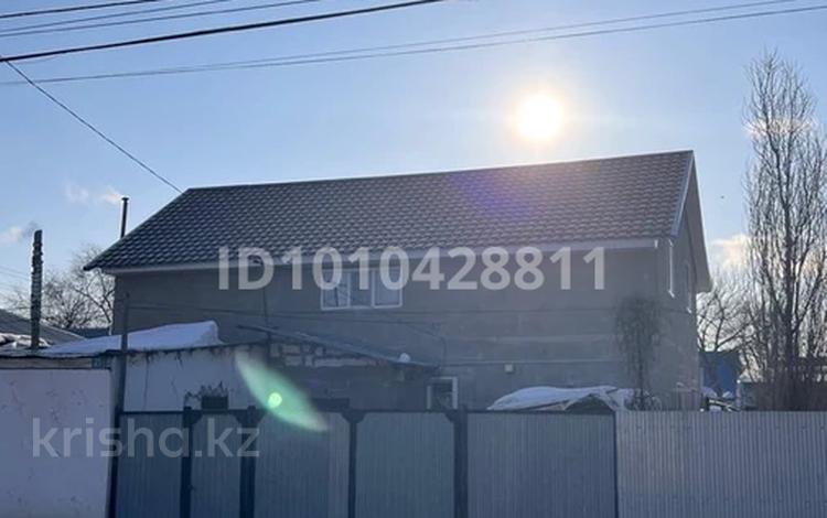 Отдельный дом · 6 комнат · 155 м² · 2.8 сот., Курмангазы 21/1 — Матжан тлеужаеова за 42.5 млн 〒 в Уральске, мкр Школьник — фото 2