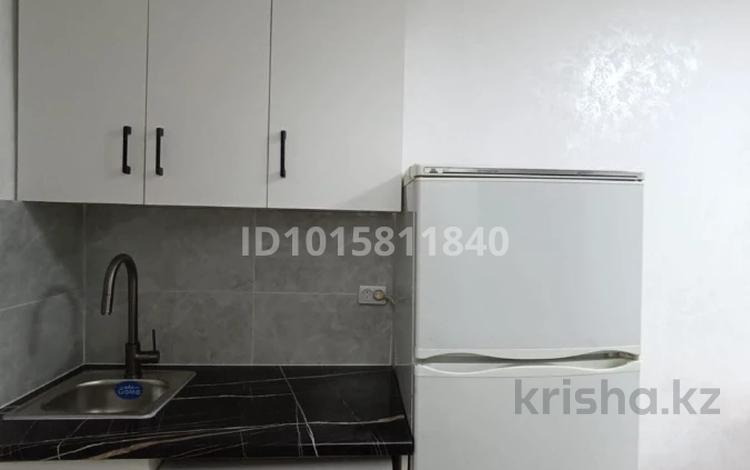 1-бөлмелі пәтер · 10.5 м² · 3/5 қабат, Ауезова — Жамбыла, бағасы: 15 млн ₸ в Алматы, Алмалинский р-н — фото 2