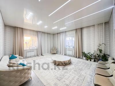 Отдельный дом · 4 комнаты · 200 м² · 10 сот., мкр Уркер, Кармакшы 10 за ~ 55 млн 〒 в Астане, Нура р-н