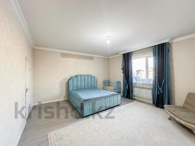 Отдельный дом · 4 комнаты · 200 м² · 10 сот., мкр Уркер, Кармакшы 10 за 59.9 млн 〒 в Астане, Нура р-н