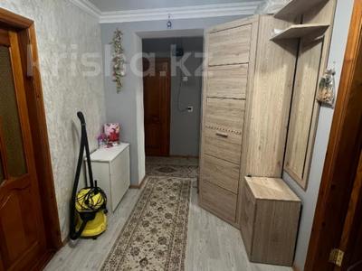 4-комнатная квартира · 79.8 м² · 2/6 этаж, мкр. Алтын орда, Алии Молдагуловой 2/1 за 25 млн ₸ в Актобе