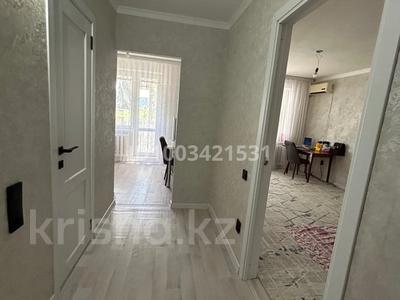 1-комнатная квартира · 35 м² · 3/5 этаж, мкр 12, Абулхайырхана — Рядом 39,17школа, казпочта,остоновки хб комбинат, оспанов, сазда, космос, впереди квартиры алея за 14.5 млн 〒 в Актобе