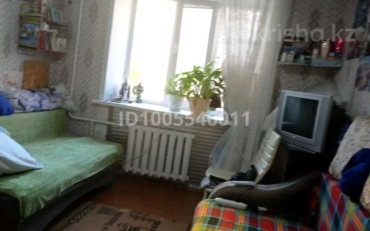 1-комнатная квартира · 18 м² · 2/5 этаж, Толстого 96 — ТРЦ BatyrMall, Small за 7.5 млн 〒 в Павлодаре — фото 2