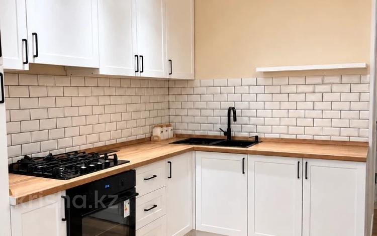 2-комнатная квартира · 63.7 м² · 2/6 этаж, 38-й мкр 7 за 22 млн ₸ в Актау — фото 2