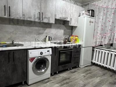 2-комнатная квартира, 55 м², 4/5 этаж, Муткенова 52 за 15 млн 〒 в Павлодаре