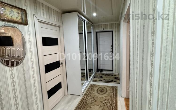 3-комнатная квартира · 76 м² · 1/6 этаж, мкр 4, Джамбула 211 — Сырым за 28.5 млн ₸ в Уральске — фото 2