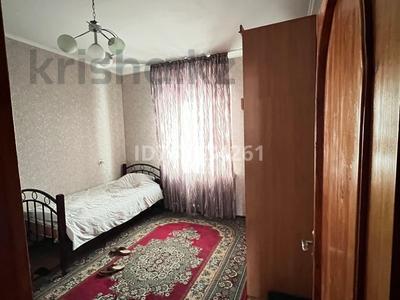 3-бөлмелі пәтер · 70 м² · 5/5 қабат, Отырар 38 — Рядом частная школа садик магнум аптека магазин тихий район, бағасы: 25 млн ₸ в Шымкенте, Туран р-н