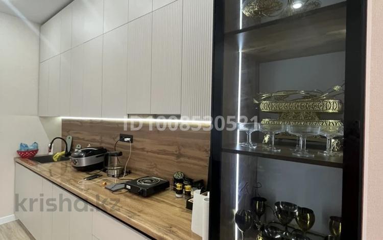 2-бөлмелі пәтер · 60 м², 20-й мкр 6, бағасы: 27.3 млн ₸ в Актау — фото 2