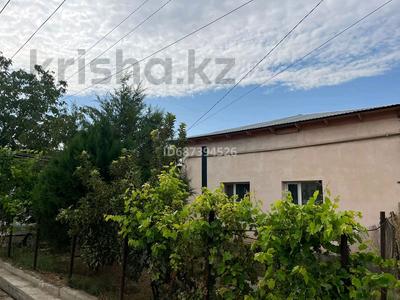 Отдельный дом · 6 комнат · 600 м² · 6 сот., Тасбалтаева 80 — Площадь, Алып базар за 17 млн ₸ в Сарыагаш