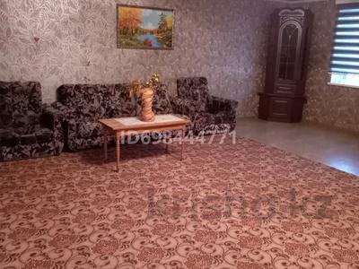 Отдельный дом · 7 комнат · 350 м², мкр Нижний Отырар, Адырбекова за 600 000 〒 в Шымкенте, Туран р-н