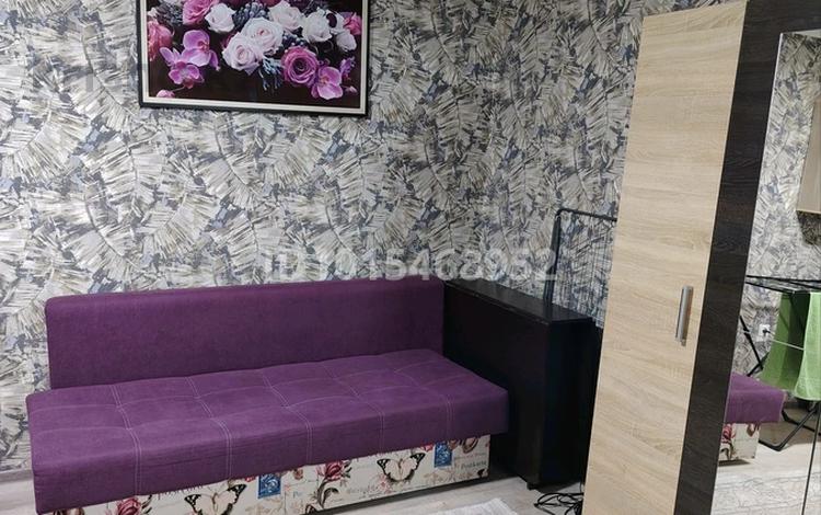 1-комнатная квартира · 30 м² · 2/5 этаж, мкр Новый Город 9 за 12 000 ₸ в Караганде, Казыбек би р-н — фото 2