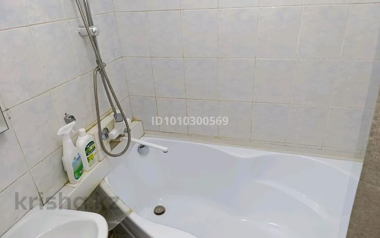 3-бөлмелі пәтер · 56 м² · 1/5 қабат, мкр Жилгородок, Маресьева 73, бағасы: 13.5 млн ₸ в Актобе — фото 2