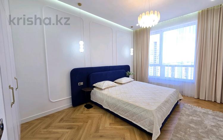 3-комнатная квартира · 80 м² · 13/18 этаж, Кошкарбаева 1/6 — Момышулы за 87.9 млн ₸ в Астане, Алматы р-н — фото 4