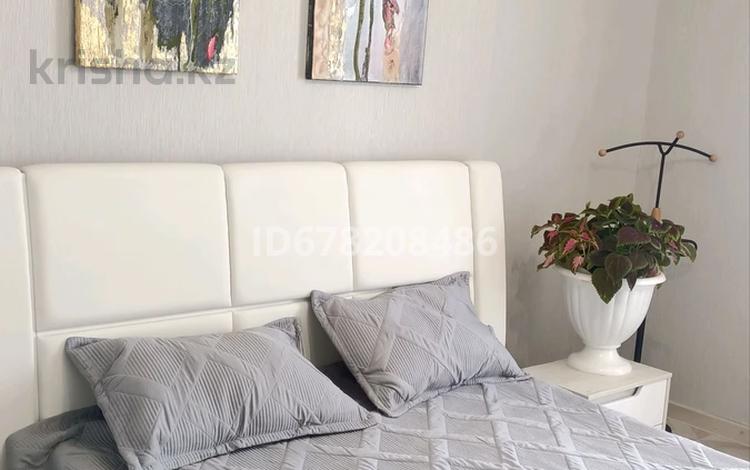 2-комнатная квартира · 90 м² · 3/5 этаж, Район университета Ш. Уалиханова Глинина 44 за 15 000 ₸ в Кокшетау — фото 37