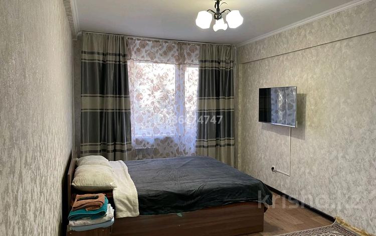 1-комнатная квартира · 32 м² · 2/5 этаж, Космическая 12/3 за 10 000 ₸ в Усть-Каменогорске, Ульбинский — фото 2