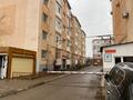 3-бөлмелі пәтер · 90 м² · 3/5 қабат, мкр 4 26/2, бағасы: 37.9 млн ₸ в Уральске — фото 11
