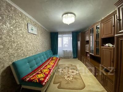 2-комнатная квартира, 42 м², 3/5 этаж, Независимости за 6.5 млн 〒 в Темиртау