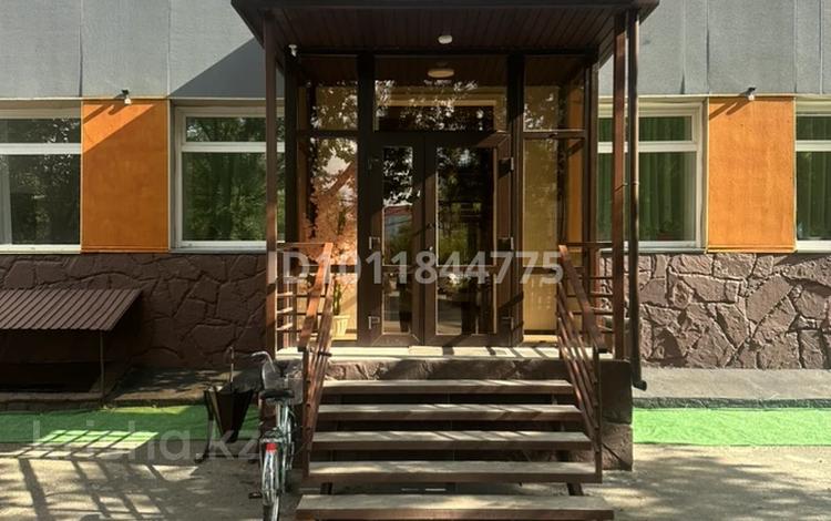 Офисы, общепит, бани, гостиницы и зоны отдыха, развлечения · 2280 м² за 950 млн ₸ в Петропавловске — фото 2