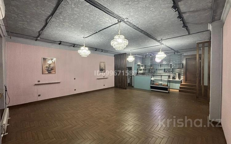 Офисное помещение с ремонтом · 101.1 м² за 50 млн 〒 в Кокшетау — фото 24