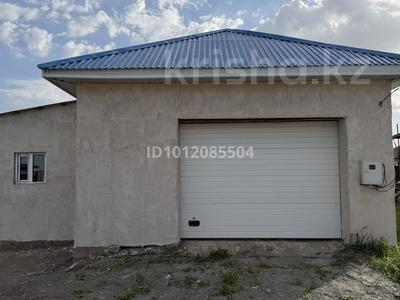 Жеке үй · 3 бөлме · 90 м² · 10 жүзд., 9-я ул. 22, бағасы: 19 млн ₸ в Акмолинской обл.