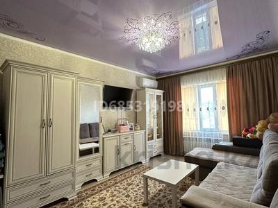 2-комнатная квартира · 49.5 м² · 5/5 этаж, 8 мкр 48 за 15.3 млн ₸ в Таразе