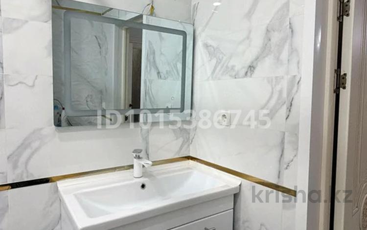 3-бөлмелі пәтер · 84 м² · 3/9 қабат, Алмагүл ш/а., Амандосва 42/2, бағасы: 35.5 млн ₸ в Атырау, мкр. Алмагуль — фото 2
