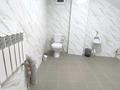 Свободное назначение, офисы, магазины и бутики, склады, общепит, салоны красоты, фитнес и спорт, медцентры и аптеки, образование, развлечения, конференц-залы, кабинеты и рабочие места, студии · 150 м² за 825 000 ₸ в Алматы, Наурызбайский р-н — фото 7