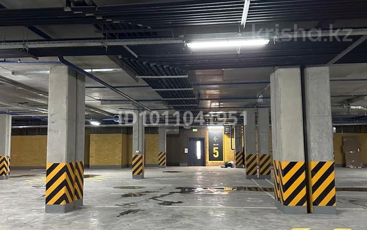 Паркинг · 14.5 м² · Исатай Тайманова — Жарбосынова за 7 млн ₸ в Атырау — фото 2