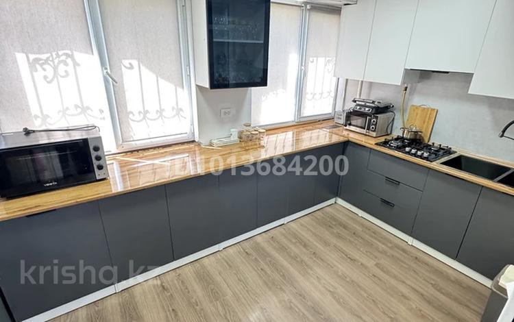 3-бөлмелі пәтер · 70 м² · 1/5 қабат, мкр Акжайык 1А — Заезд с улицы Кокшетау, бағасы: 30 млн ₸ в Шымкенте, Абайский р-н — фото 12