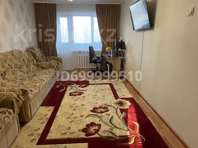 2-бөлмелі пәтер · 46 м² · 5/5 қабат, Майкудук, 16й микрорайон, бағасы: 12 млн 〒 в Караганде, Алихана Бокейханова р-н